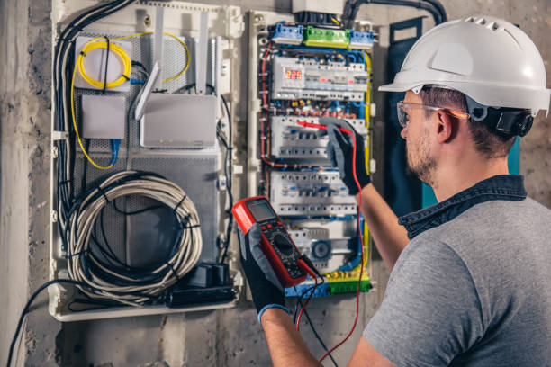 Professional Electrician in Clinton, IL